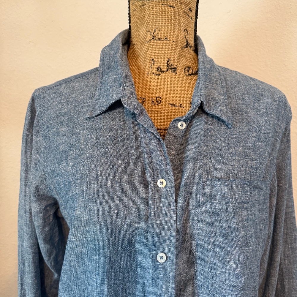 Gap Women's Linen denim chambray Button Down Top large - Picture 3 of 12